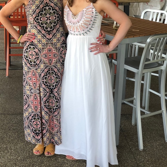 Lulus White/Color Maxi Dress. Size Medium. - Picture 2 of 4